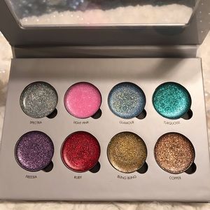 8 Color Pro Glitter Eye Palette✨✨